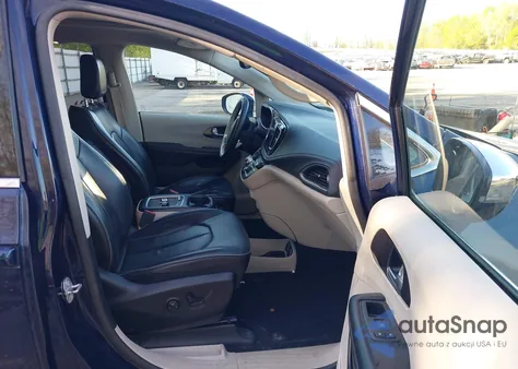 2018 Chrysler Pacifica Limited из США, поврежденный, VIN 2C4RC1GG9JR185650